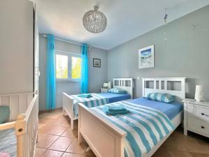 Posteľ alebo postele v izbe v ubytovaní Apartment Didi with private garden, close to the Krk center