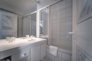 Un baño de Paradies 507