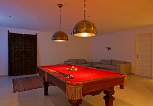 Biliár nebo kulečník v ubytování Villa Sbaa Marrakech