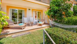 Сад в VIVA Cala Mesquida Suites & Spa Adults Only 16