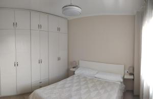 Afbeelding uit fotogalerij van PUENTE ROMANO Miraflores terraza in Córdoba +33 foto's