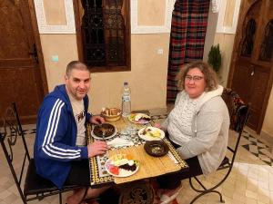 Cibo presso il riad o nelle vicinanze