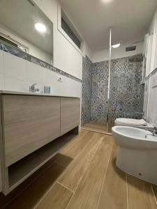 Koupelna v ubytování Villa Eleonora con piscina privata a Sabaudia + 6 fotografií