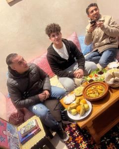 Cibo presso il riad o nelle vicinanze