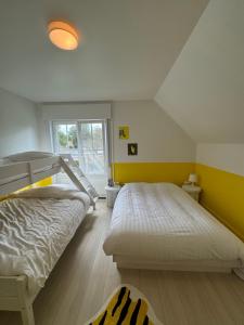 Postel nebo postele na pokoji v ubytování Nethehuis