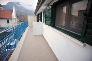 Gallery image of Coastal Cliff, Amalfi 3 in Pianillo +24 photos