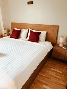 Postel nebo postele na pokoji v ubytování Hm House Patong + 37 fotografií