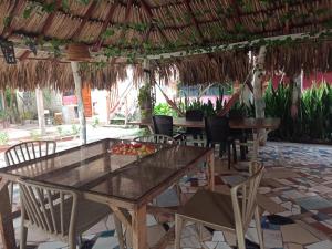 Restaurace v ubytování Las Flores Econativo