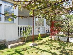 Vonkajšia záhrada v ubytovaní Apartments Makic
