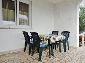 Posedenie v ubytovaní Apartments Makic