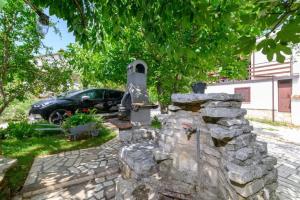 Zahrada ubytování Apartments Katrina + 13 fotografií