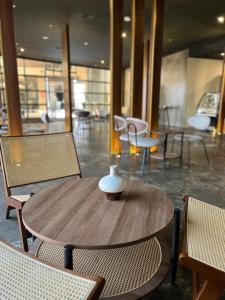 Posezení v ubytování Khabti Grand Hotel