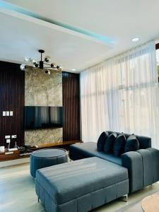 Гостиная зона в Modern Cozy Home - Iloilo City Reign Homes