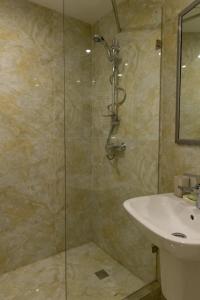 חדר רחצה ב-Snowline Haven New-Gudauri, Block-3