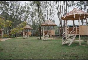 Herní místnost nebo prostor pro děti v ubytování Yuan Meng Town