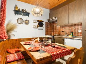Fotografie z fotogalerie ubytování Apartment Aragon B48 by Interhome v destinaci Ernen