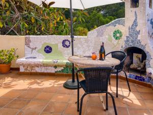 Patio lub wspólna przestrzeń na świeżym powietrzu w obiekcie Holiday Home Igor by Interhome