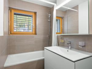 Vannituba majutusasutuses Apartment Silence-2 by Interhome