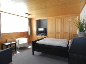 Postel nebo postele na pokoji v ubytování Apartment Bijou Arnensee by Interhome + 9 fotografií