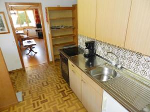 Köök või kööginurk majutusasutuses Apartment Bolgen by Interhome