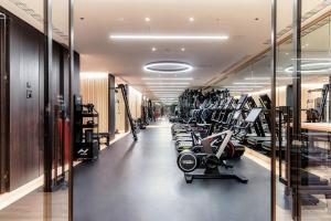 Fitness centrum a/nebo fitness zařízení v ubytování Bvlgari Hotel Milano