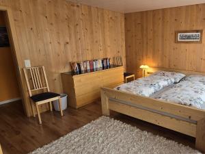 Voodi või voodid majutusasutuse Apartment Am Ryschbächli by Interhome toas