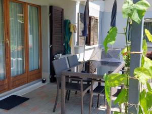 Balkón nebo terasa v ubytování Apartment Daheim by Interhome