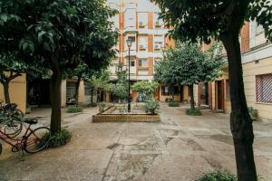 Vonkajšia záhrada v ubytovaní Wide and diaphanous- 3Bd 2Bth- Alcázar