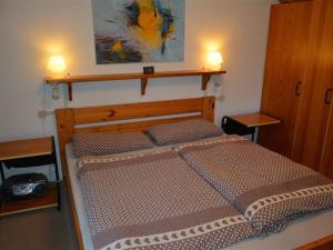 Ένα ή περισσότερα κρεβάτια σε δωμάτιο στο Apartment Simmental by Interhome
