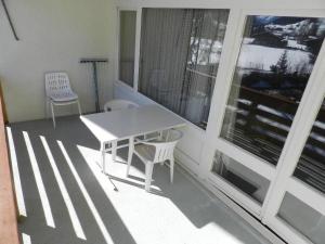 Balkón nebo terasa v ubytování Apartment La Sarine 222 by Interhome