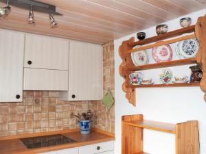 Köök või kööginurk majutusasutuses Apartment Christeli by Interhome