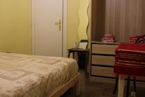 Postel nebo postele na pokoji v ubytování Bovisa il Design avanza