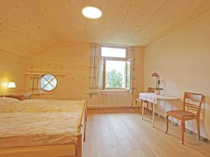 Postel nebo postele na pokoji v ubytování Apartment Pfander by Interhome