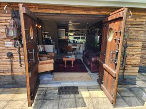 シェリービーチにあるPort Royale Shelly Beach Guest Houseのギャラリーの写真