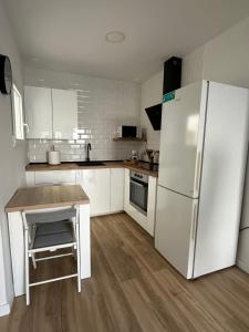 Kuchyňa alebo kuchynka v ubytovaní Apartamento Entre dos mares