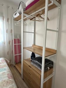Poschodová posteľ alebo postele v izbe v ubytovaní Apartamento Entre dos mares