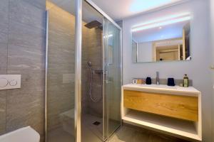 Φωτογραφία από το άλμπουμ του New modern chalet with skis on σε Saint-Bon-Tarentaise +8 φωτογραφίες