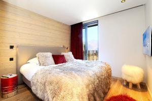 Φωτογραφία από το άλμπουμ του New modern chalet with skis on σε Saint-Bon-Tarentaise