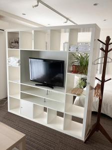 TV a/nebo společenská místnost v ubytování 山中ビル3Fーワンフロア貸切48平方メートルone floor private room