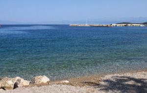 マリンスカにあるApartment Neoの海岸岩付き大量の水 +14枚の写真