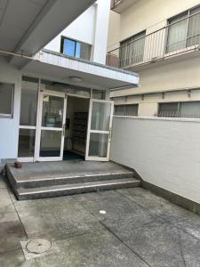 Fotografie z fotogalerie ubytování 蕨北野マンションWarabi Mansionー無料駐車場付き v destinaci Warabi