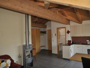 Kuchyň nebo kuchyňský kout v ubytování Apartment Am Liimerweg by Interhome