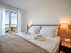 Postel nebo postele na pokoji v ubytování Villa Vali 1 by Interhome