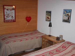 Postel nebo postele na pokoji v ubytování Apartment Kristall by Interhome