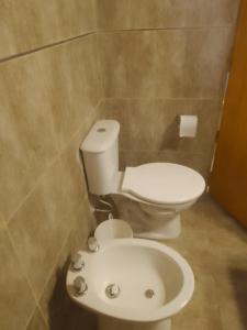 Koupelna v ubytování Nuestro Sueño + 31 fotografií