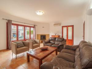 Posezení v ubytování Holiday Home Colegi by Interhome