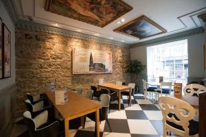 The Guildhall and Linen Exchange Wetherspoon