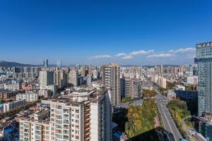 昆明景观或在公寓看到的城市景观