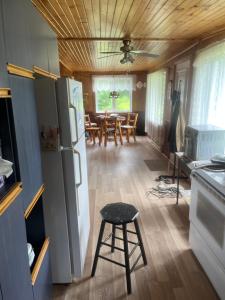 Kuchyň nebo kuchyňský kout v ubytování Chalet Plus Canada senc chalet2