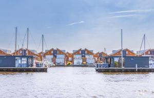 Příroda nedaleko ubytování na lodi + 19 fotografií